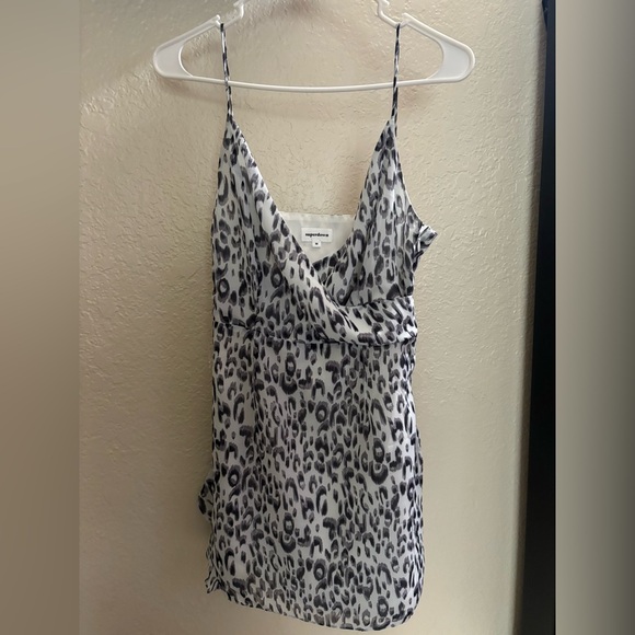 Superdown Kina Mini Dress in size M - Picture 2 of 6